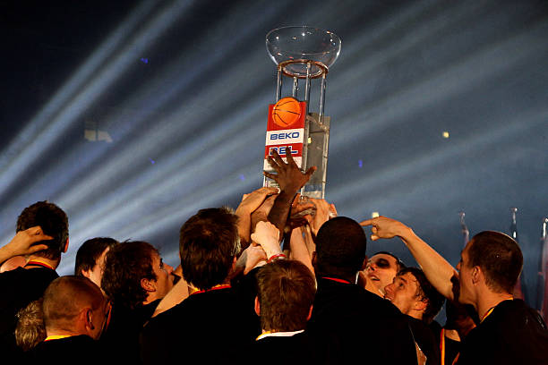 自信和从容 自信和从容