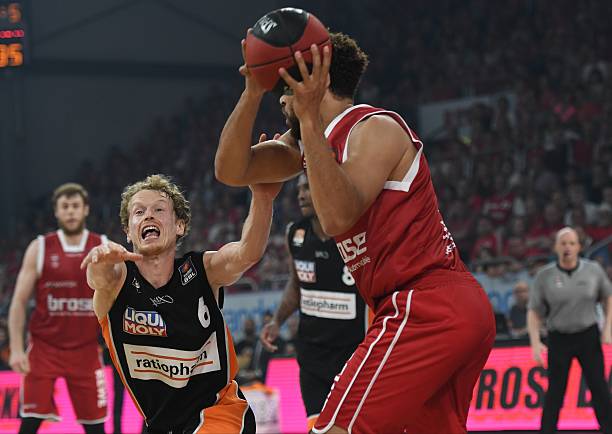 班牙职业足 班牙职业足